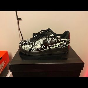 Nike Air force 1 Foamposite, size 9, new in box
